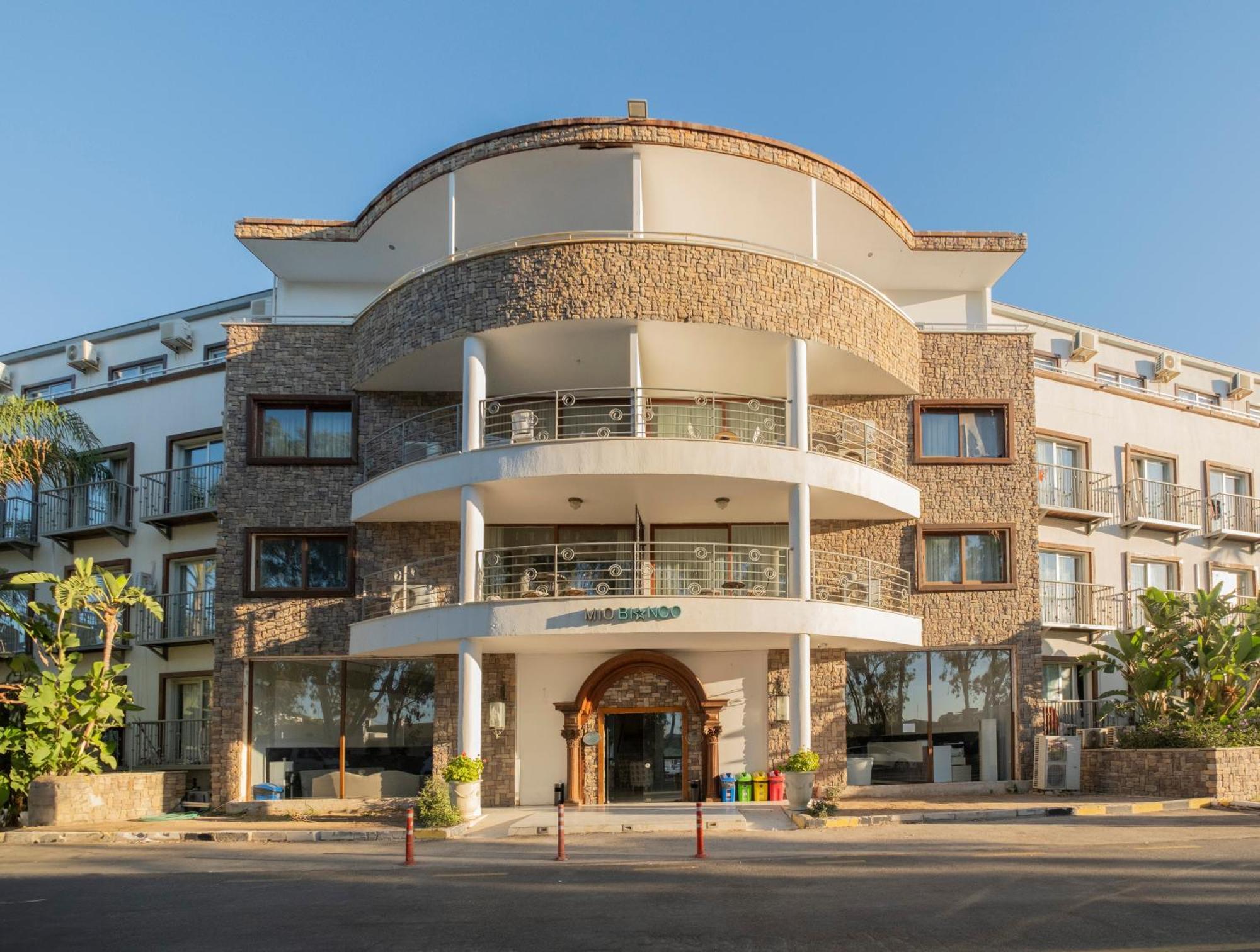 Ladonia Hotels Mio Bianco Akyarlar Exterior photo